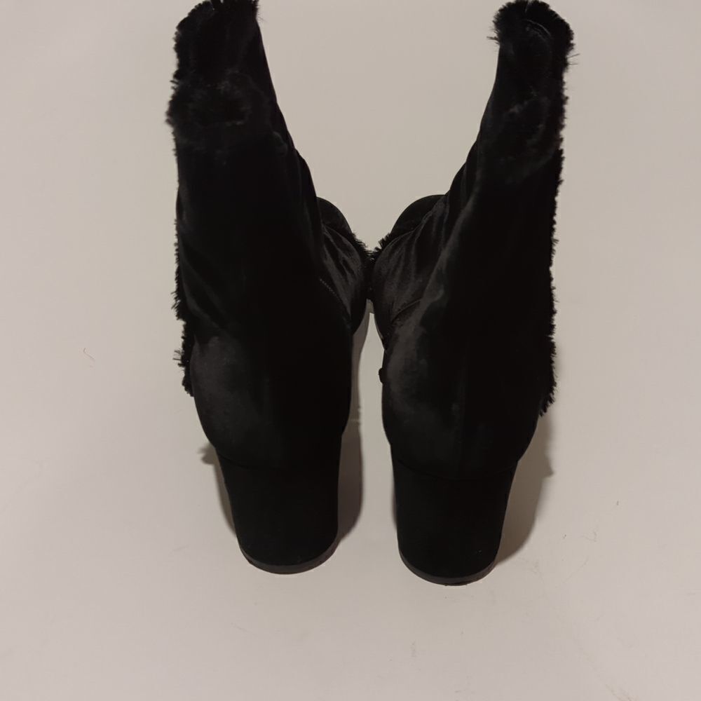 Stuart Weitzman On The Fringe Black Ankle Boots Block Heel Booties Size 8.5 - Picture 11 of 11